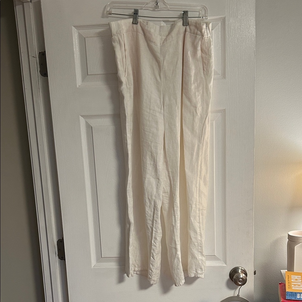 JJILL Lightweight White  Linen Pants with side zip and front pockets
